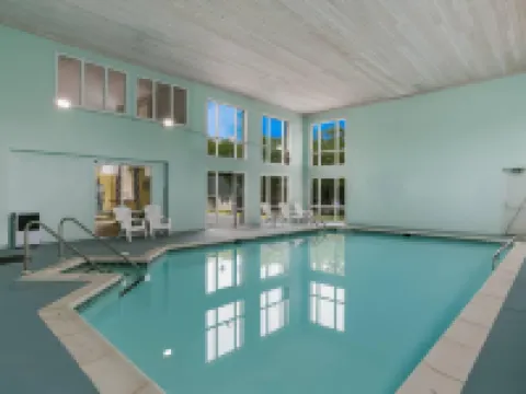 Rodeway Inn & Suites Hershey Hotels in Hershey