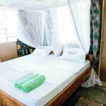 Kanga Beach Paradise Rooms