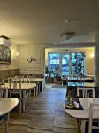 Barin Hotel - 停車場