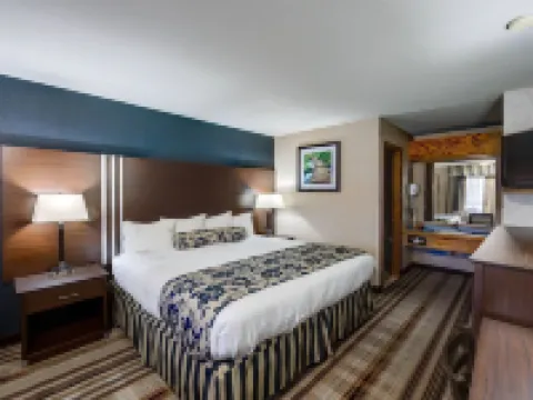 阿什蘭旗艦酒店 杰克遜縣酒店