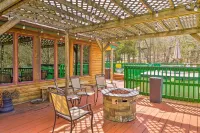 Cabin Retreat on Table Rock Lake w/ Fire Pit!