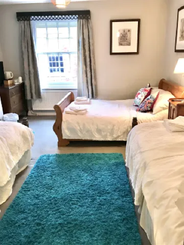 羔羊旅館 馬爾堡酒店