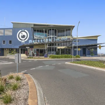 伯靈頓假日公寓 鄰近Maroochydore Beach的酒店