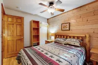 Adventure Basecamp! Three Bears Resort Retreat - 2-Star
