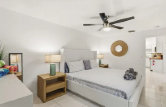 Tropical Beach House!