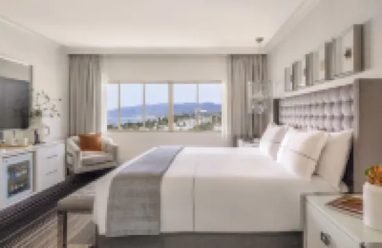 Huntley Santa Monica Beach