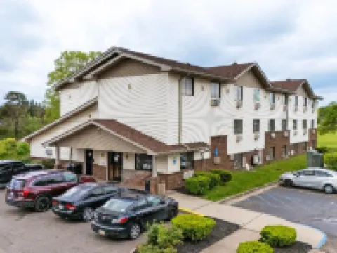 Super Inn by OYO Lansing MI Hotels in Lansing