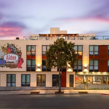 Aiden by Best Western @ Berkeley