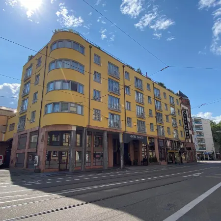 Hotel Santo