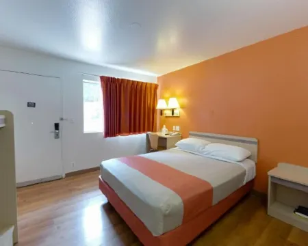 Shasta Vista Inn & Suites Hoteles en Weed