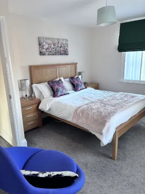 Historic Peel House Apartments Hotels in 