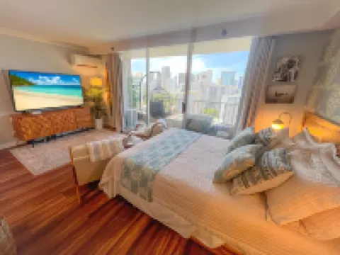 Tropical Oasis with Zen Lanai and Stunning Amenities - Charming Retreat