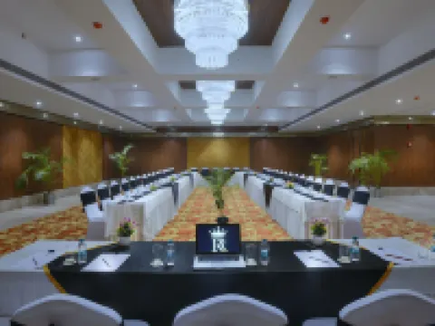 Golden Tulip Agra Hoteles en Agra