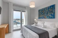 Elegant Home by Haraganes Beach - Homestays