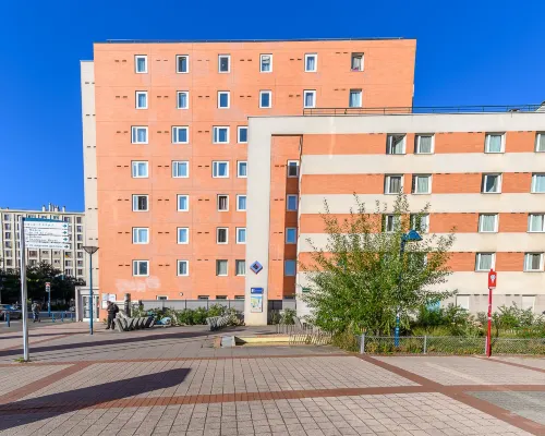 Séjours & Affaires Pantin Charles de Gaulle Hotels in Pantin