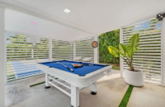 Miami Luxe Paradise /Heated Pool/ Mini Golf/ Playground/ Pool Table/ BBQ