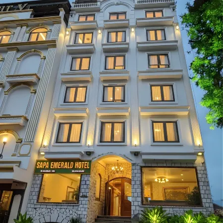Cloud Chaser Hotel