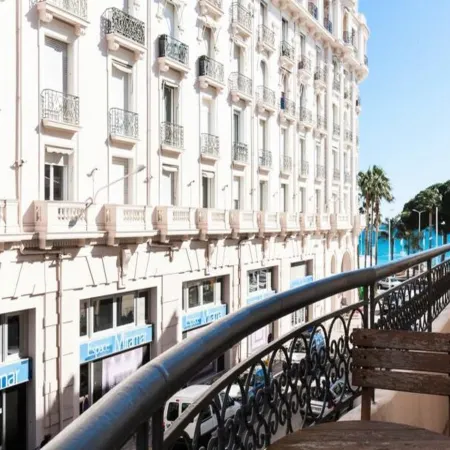 3-room apartment in the city center, near the Croisette & Palais