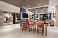 Holiday Inn Express & Suites DENVER NE - BRIGHTON by IHG - parking