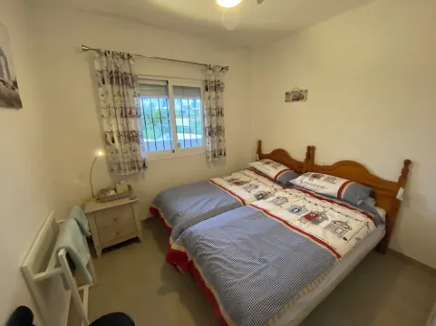 Beautifully appointed 2 bed apartment.