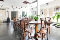 Reddoorz Syariah Near Wijilan Yogyakarta - Pensions