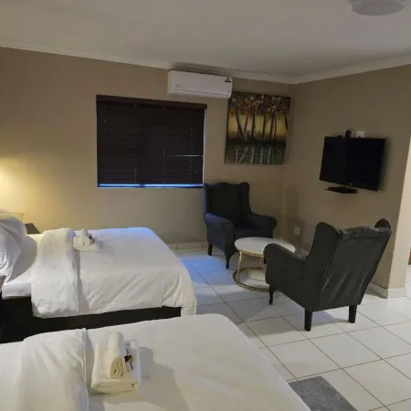 La Majestic Guest Lodge