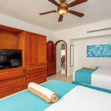 Aventuras Club Lagoon