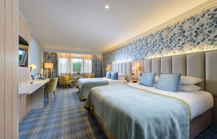 Dingle Benners Hotel