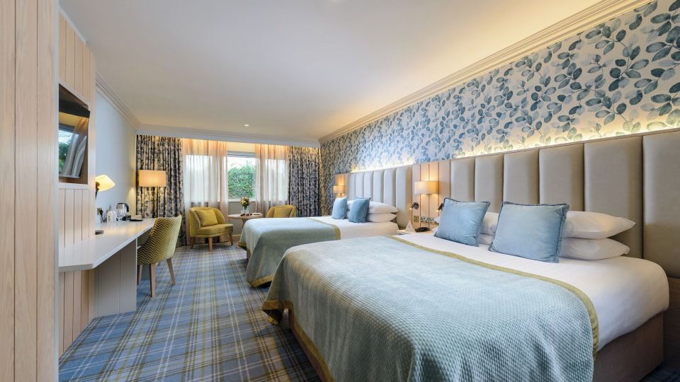 Dingle Benners Hotel