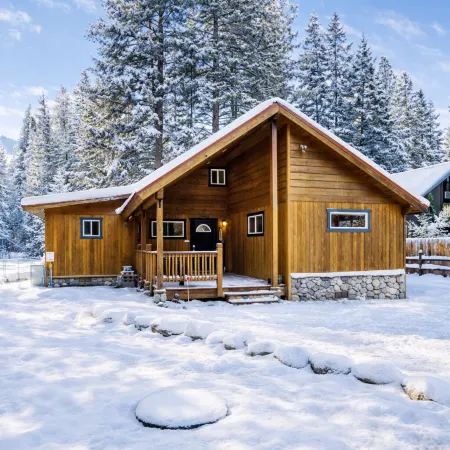 Rivers Edge 2 Bedroom Home by NW Comfy Cabins by RedAwning