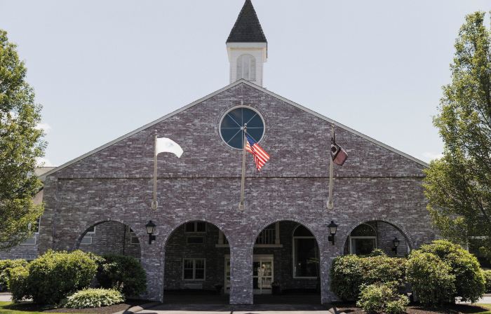 Colonial Hotel