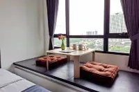 Blue Studio at Apartment Collins Boulevard By Travelio