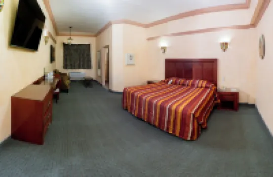 Hotel Los Cedros Inn Delicias