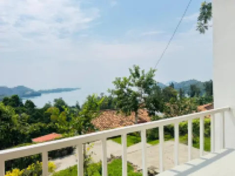 Rebero Kivu Resort Hotels in Kibuye