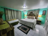 Pink Hibiscus Villa