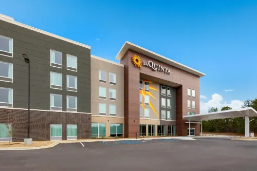 La Quinta Inn & Suites by Wyndham Athens I-65