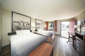 Super 8 by Wyndham Kingston