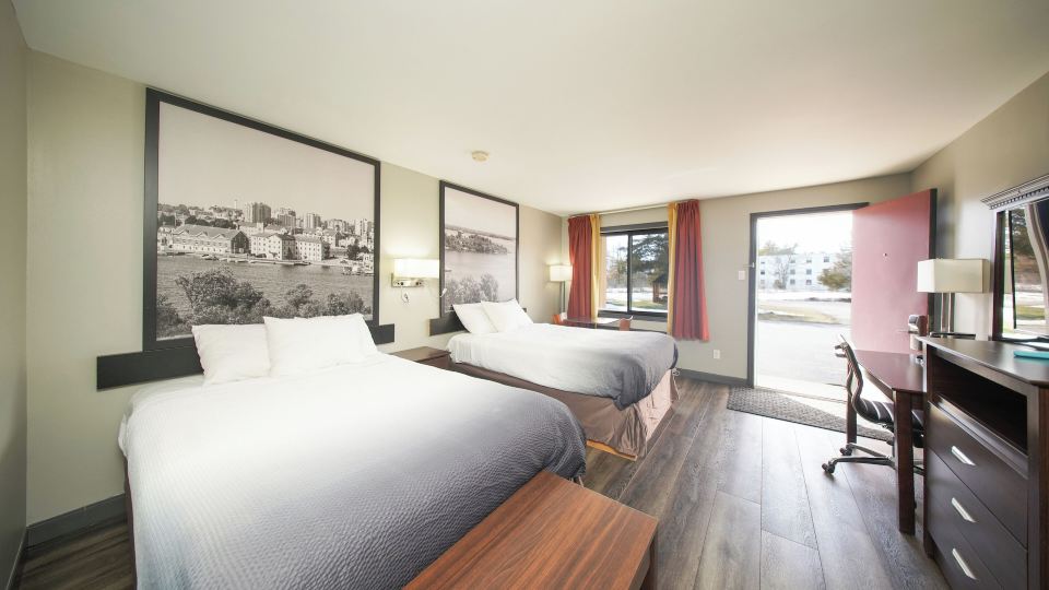 Super 8 by Wyndham Kingston
