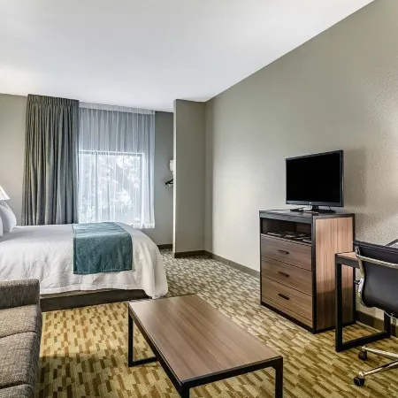 Riverview Inn & Suites, Ascend Hotel Collection