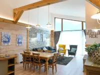 Villa Letizia & Raphael w Sauna Near Pirin Golf Resort ラズロクのホテル