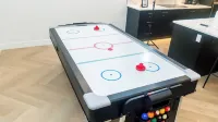 Serene Dwelling Home-4 Bedroom,pool Table Near YEG