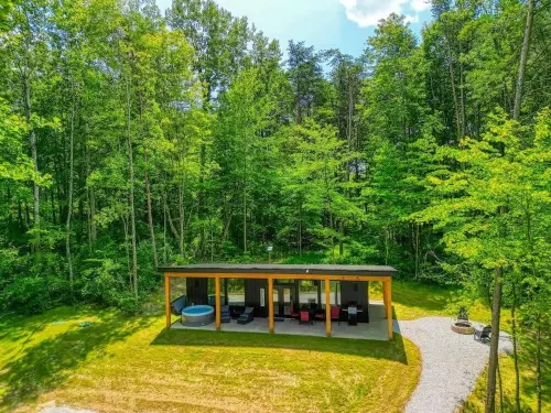 Love Shack Cabin at Trickle Creek