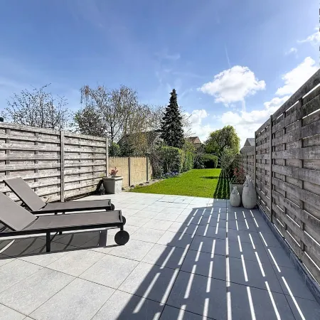 Stella Maris with Garage and Garden