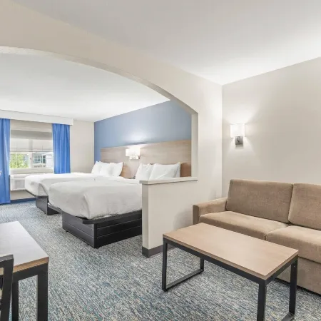Quality Inn & Suites on the River
