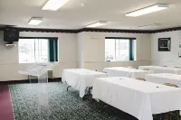 FairBridge Inn & Suites DuPont - 3-Star
