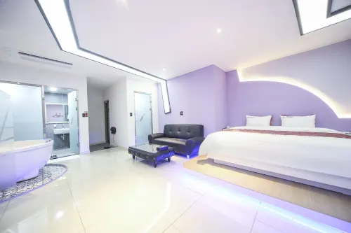 Naju Trump Self Check-in Motel