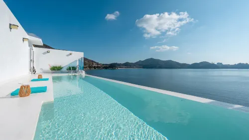 Namhae Daonhae Pool Villa - ペンション
