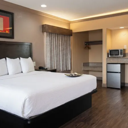 Travelodge by Wyndham El Cajon