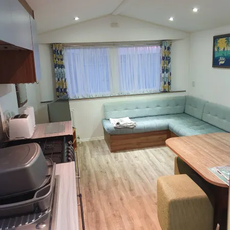 Golden Coast Holiday, Close to Woolacombe Beach