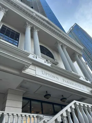 35th Uptown Park Suites Tower 2 BGC